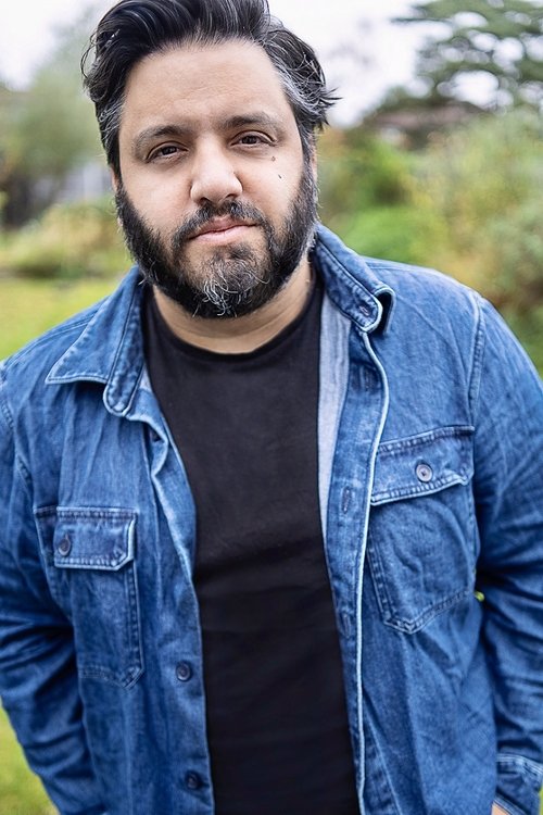 Nathan Amzi as Phillipe