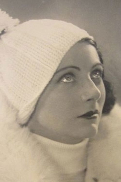 Dora Söderberg as