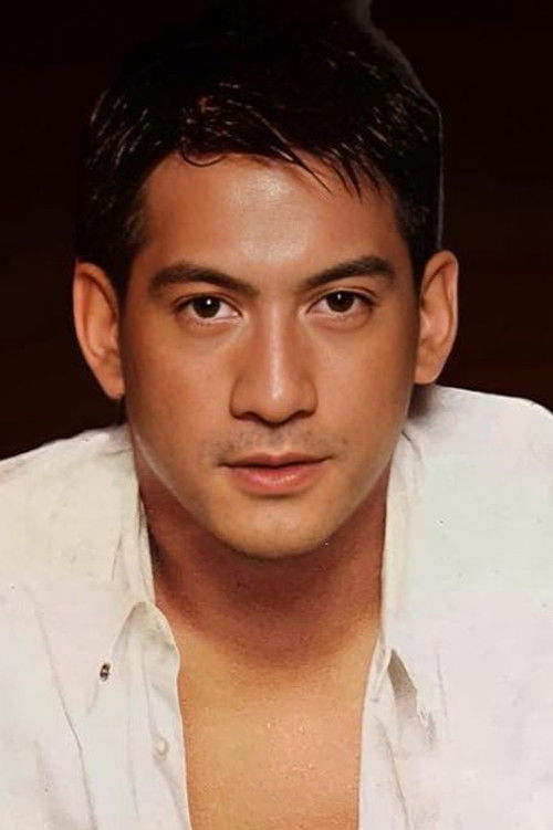 Patrick Guzman as Robert