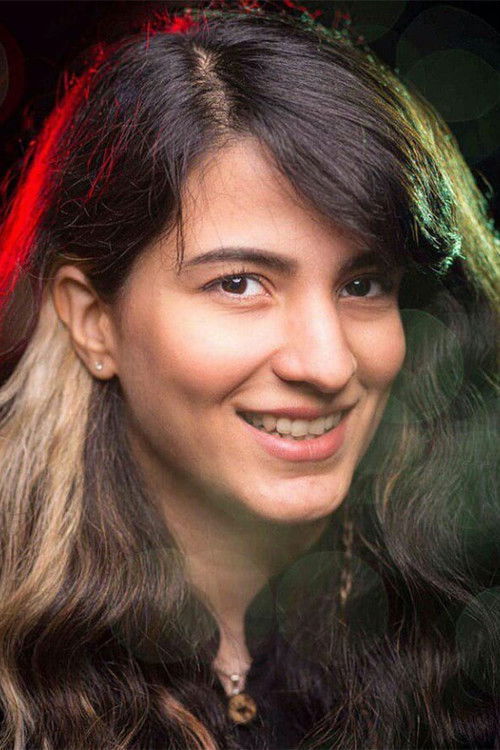 Faeze Mojahedtalab as Golnaz