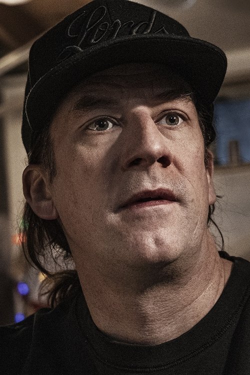 David Lawrence as Randy