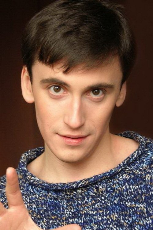 Sergey Krasnov as Alik - swindler's son