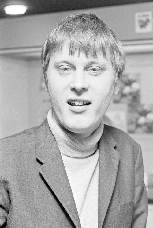 Nikolai van der Heyde as Reclame Regisseur