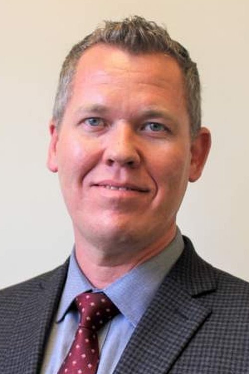 Trevor Loomis as Eduardo