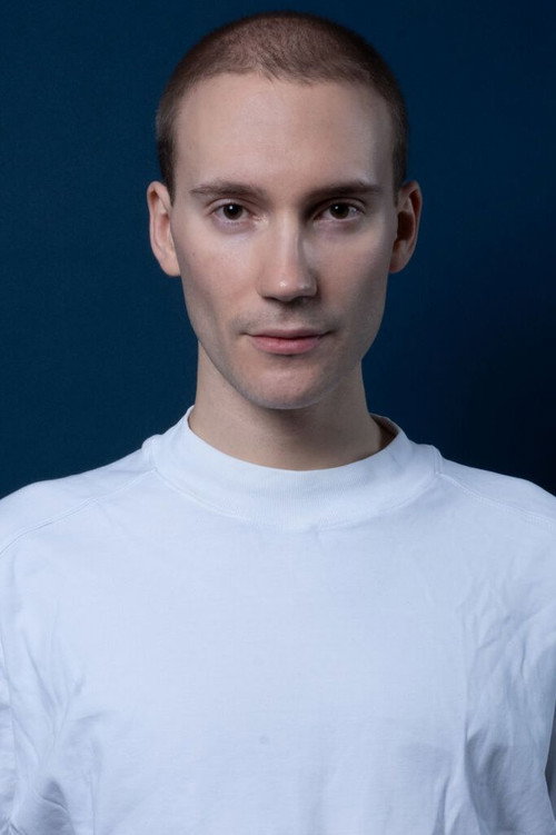 Moritz Bock as Röchel