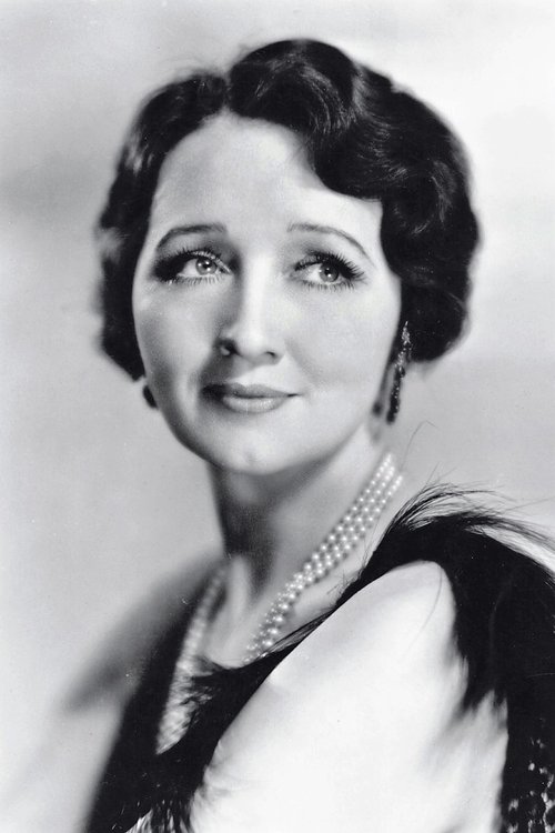 Hedda Hopper as Agnes White