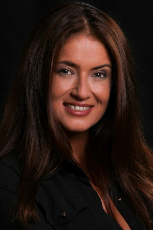 Sara Aleixo as Activista da Quercus