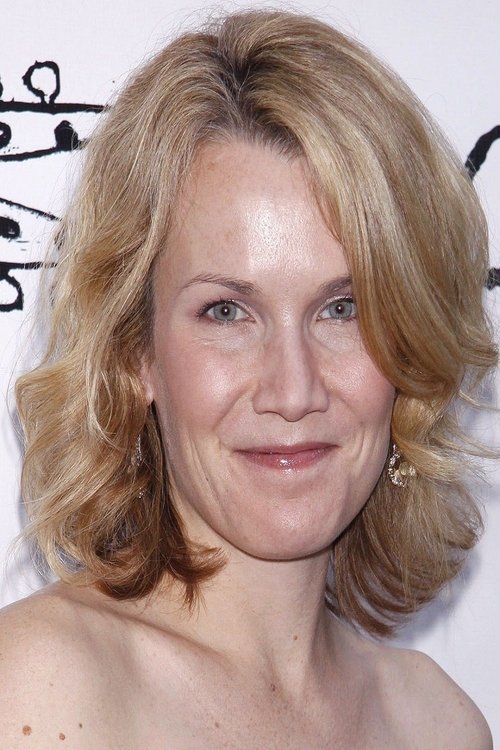 Erin Dilly as Arianna