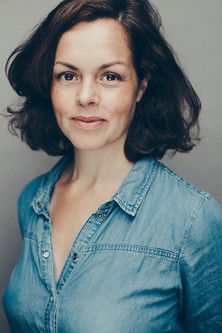 Rakel Dimar as Sofie