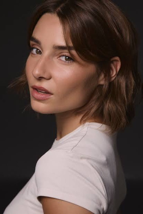Julia Martínez as