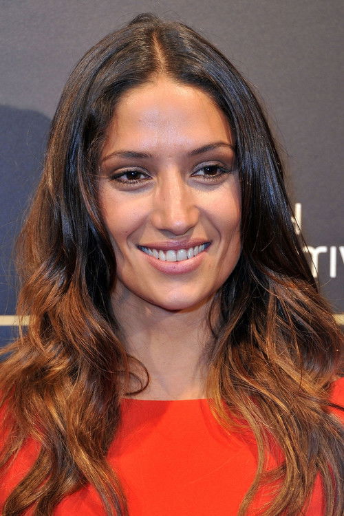 Melanie Winiger as Michelle Bluntschi