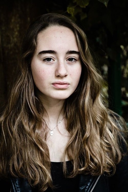 Poppée Bashung as Mélanie