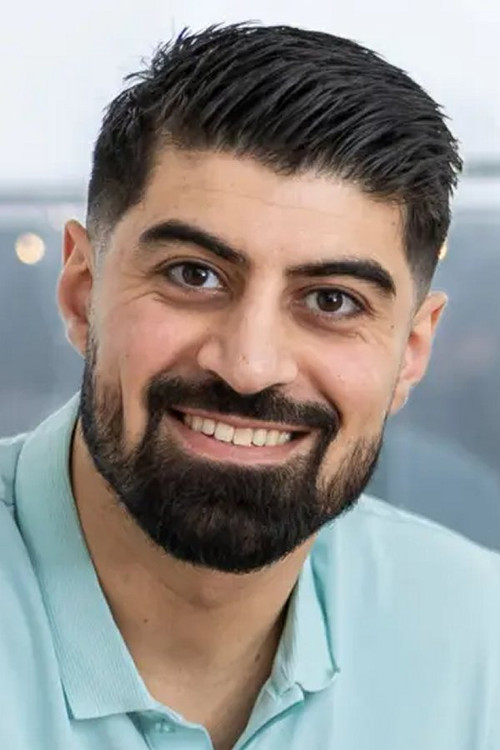 Dilsad Sahin as Vært