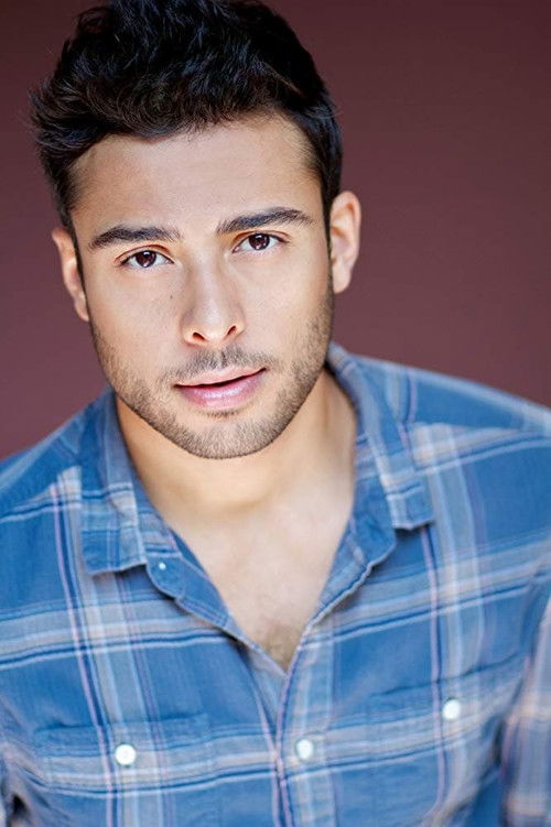 Manolo Herrera as Luis