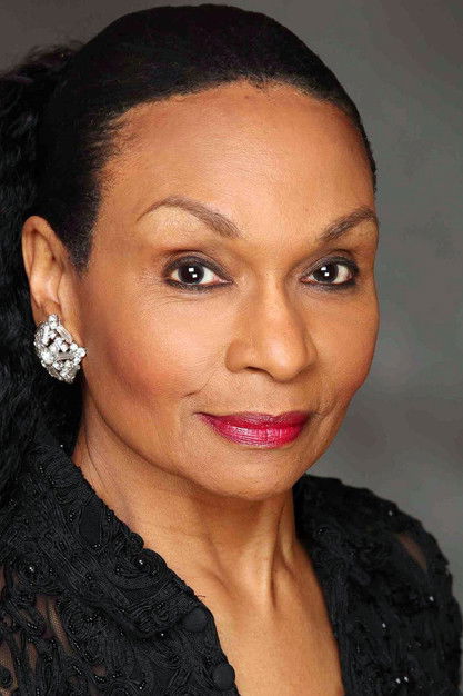 Vivian Reed as Joséphine