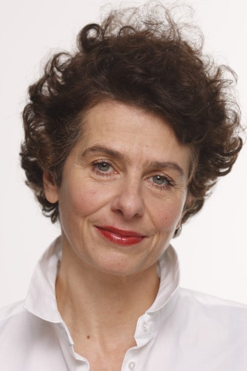 Nataša Burger as Ema