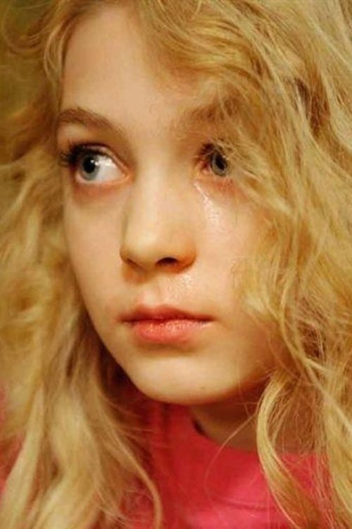 Georgetta Leahu as Mamie