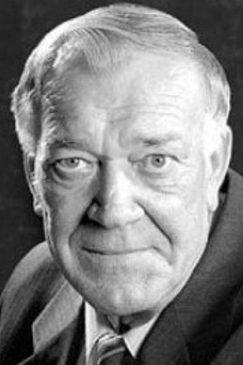 Vitaly Rastalnoy as Aleksandr Dubilin - vtoroy pilot