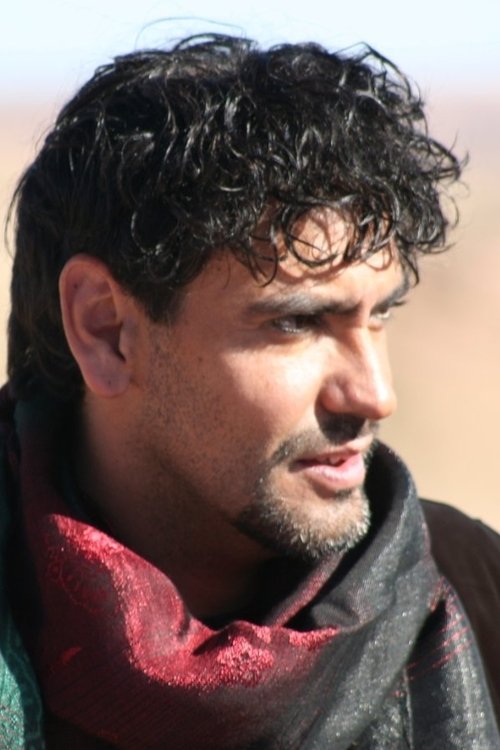 Edy Arellano as Armas