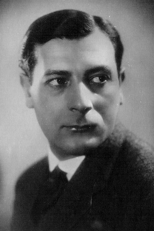 John Mylong as Martin Krafft