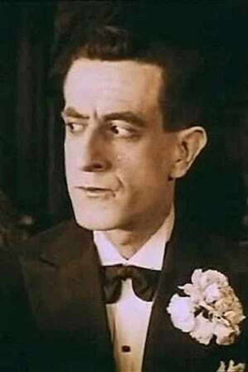 Antonio Gil Varela 'Varillas' as Don Nuez