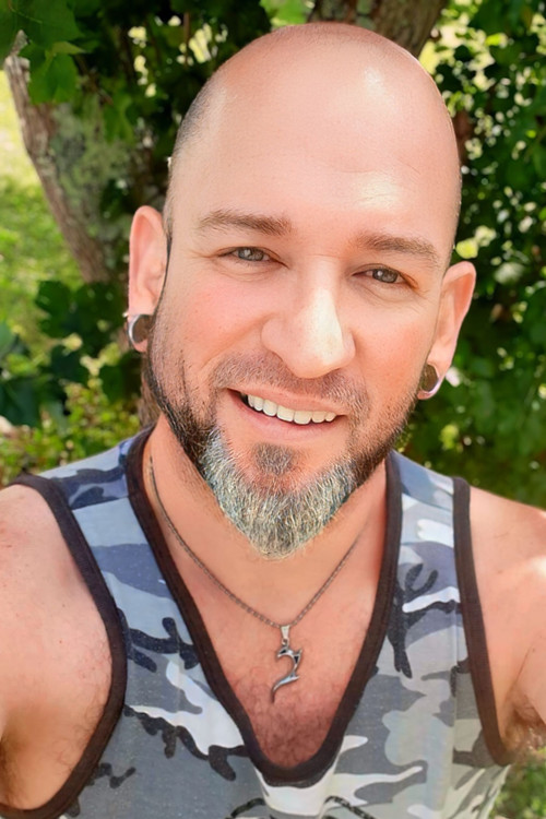 Stephen McGill as Hank Stephens