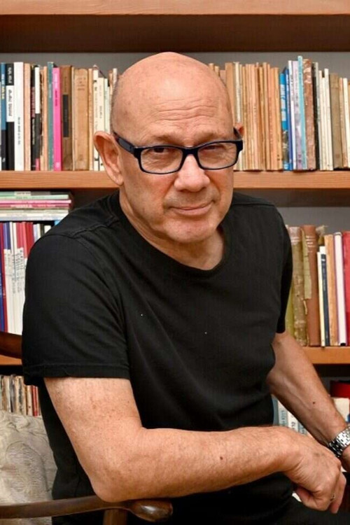 Rami Baruch as Enzo Sireni