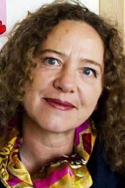 Suzette Kempf as Lis Jørgensen