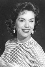 Jinx Falkenburg as Evelyn Palmer