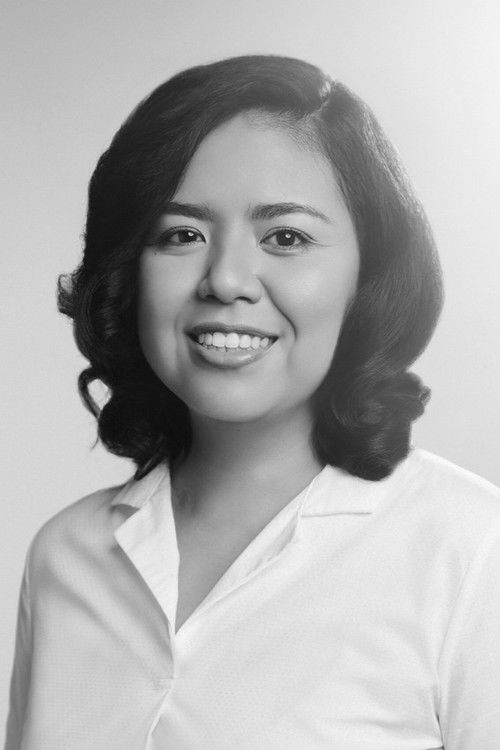 Amanda Simandjuntak as Bu Santoso