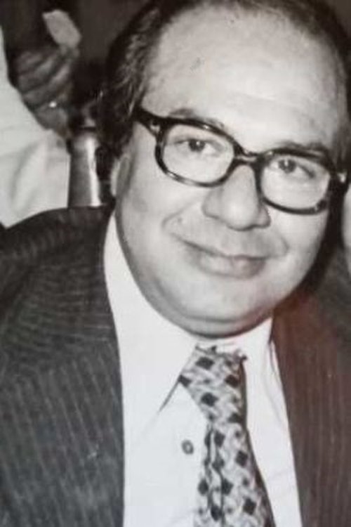 Mohamed Osman as الشيخ بسيوني