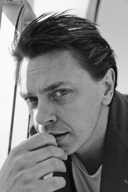 Peter Dreimanis as Bert