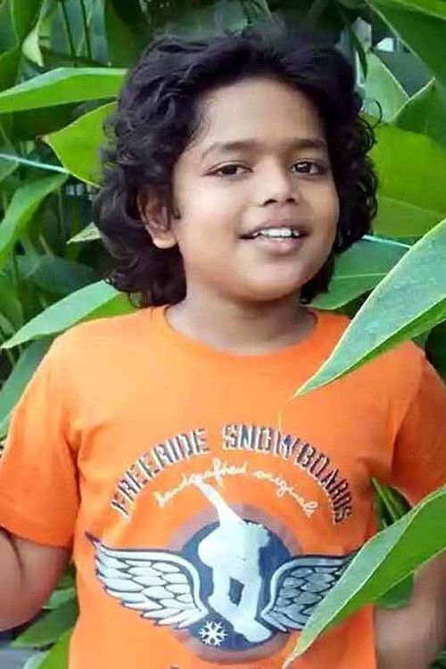 Ajaz Kollam as Murugan's childhood