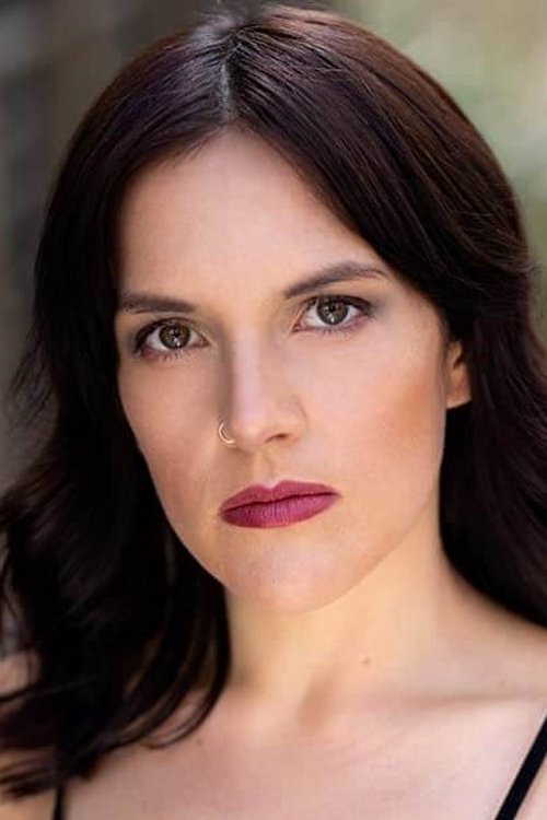 Stephanie Izsak as Kylie