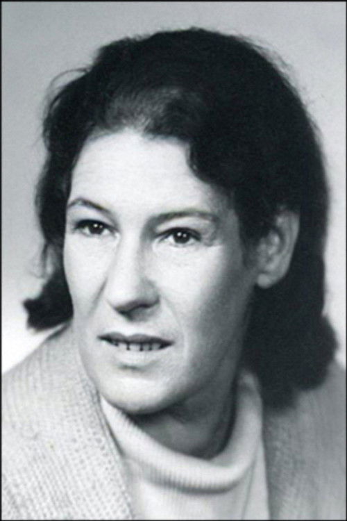 Maria Zbyszewska as Mania Pawlak