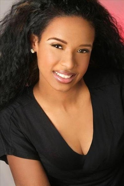 Teja Frank as Shannen Trayer