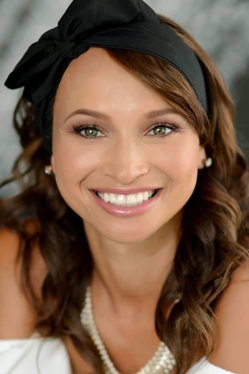 Meryl Cassie as Ebony