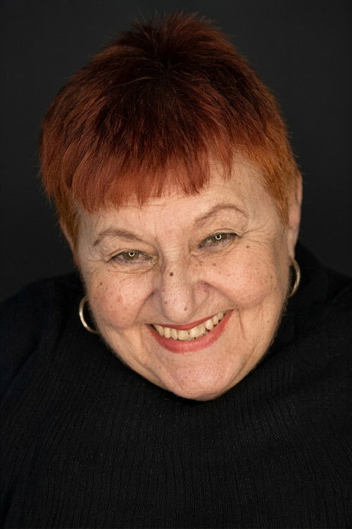 Suna Pekuysal as Cevahir