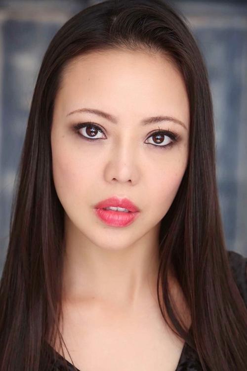 Hana Yuka Sano as Ashley Jones