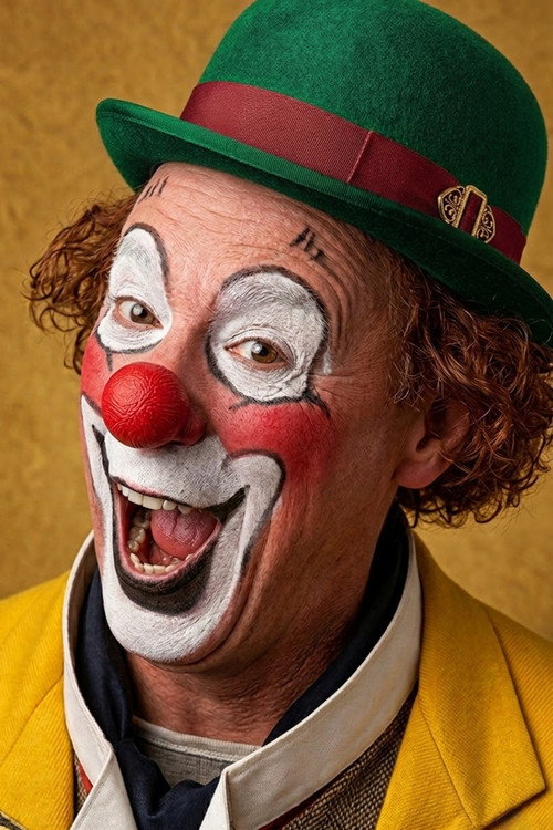 Torresmo as Miolo Mole