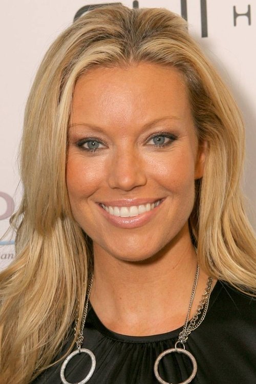 Jessica McClain as Glory Stevens