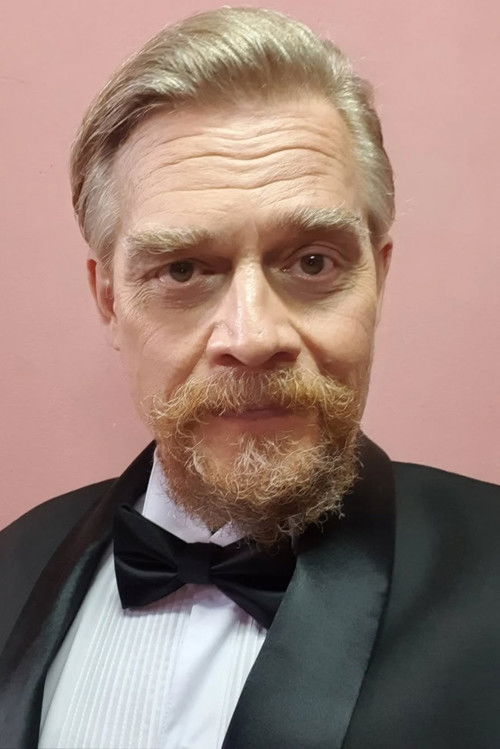 Heinz K. Krattiger as Padre Jan Jansen