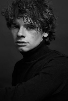 Michał Kurek as Krzysiek