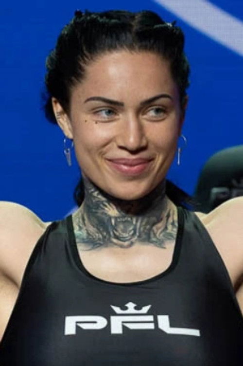 Julija Pajić as Self