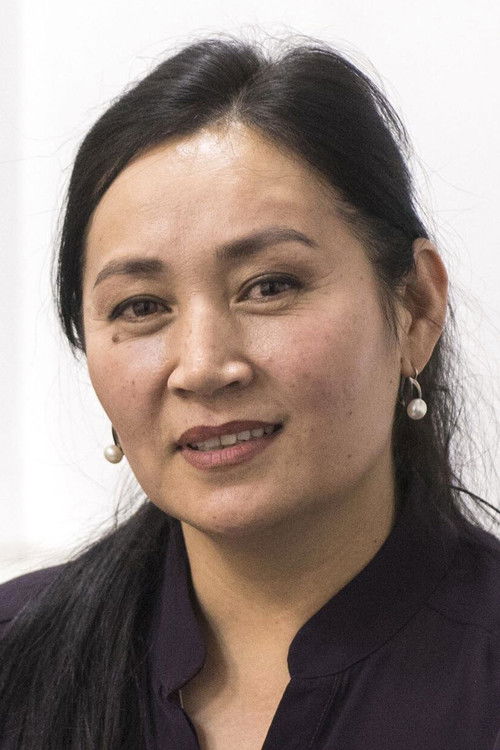 Taalaikan Abazova as Dariika