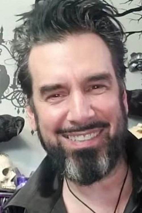 Fernando Pacheco de Castro as Frankie Mermaid