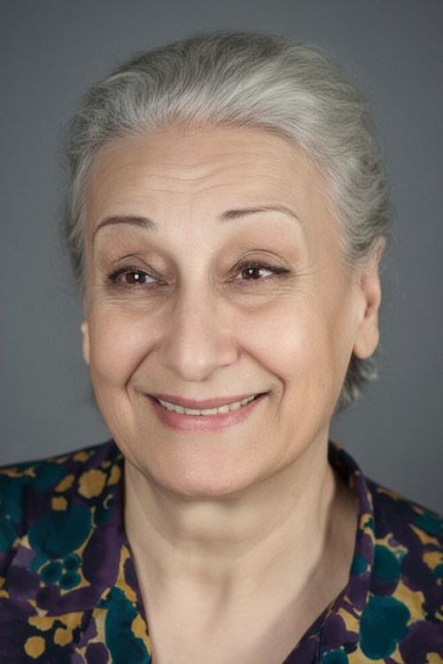Mualla Sürer as