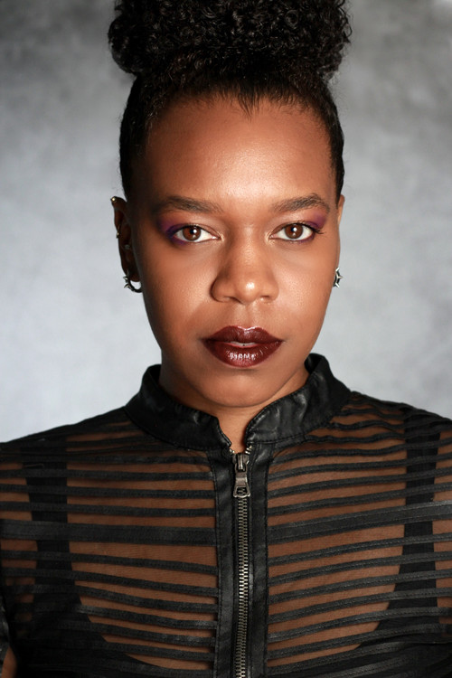 Jade Abrielle as Shauna