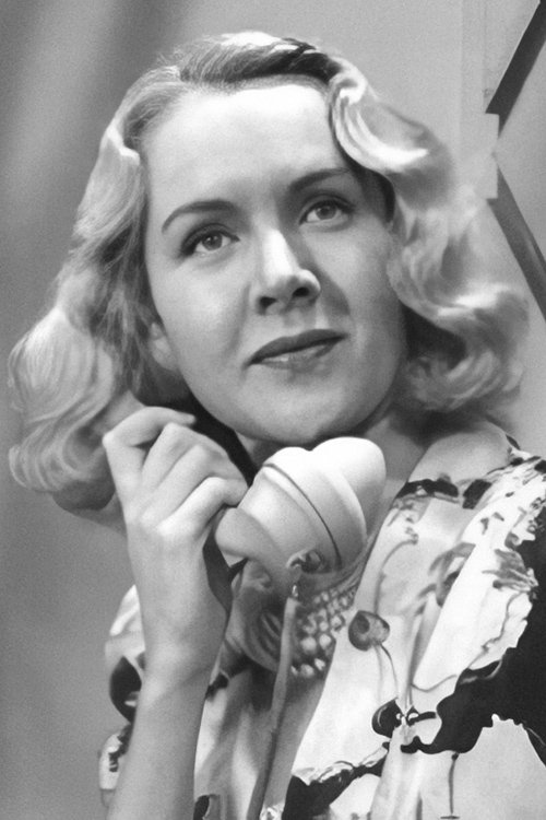 Teresa Cazal as Teresa Waldemar