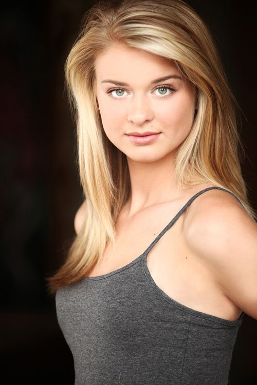 Madison Desjarlais as Maddie